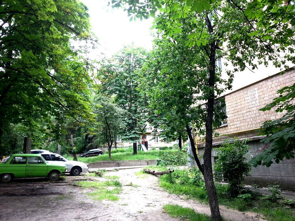 Standard Apartment On Umanskaya Kiev Exterior foto